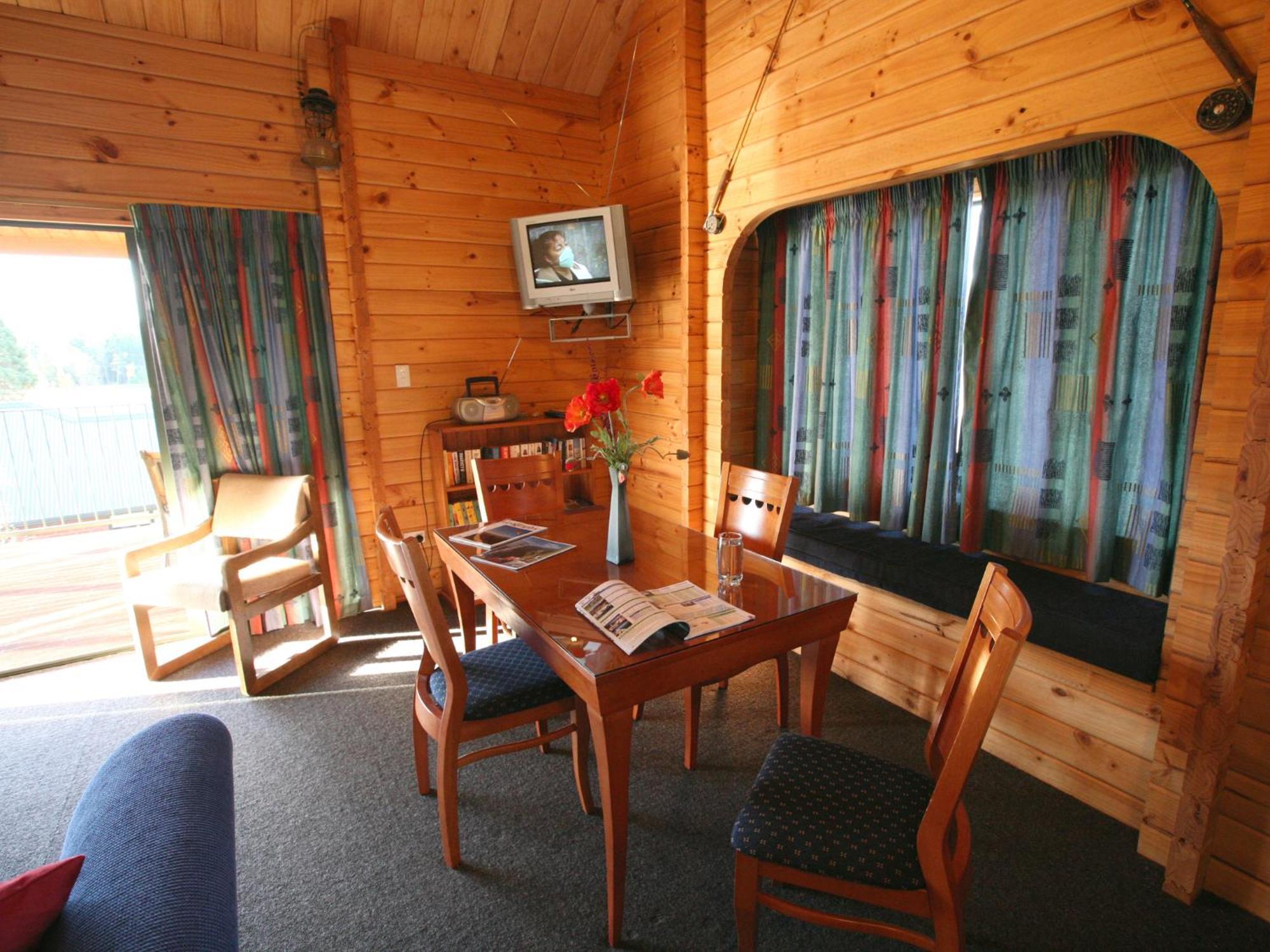 Lake Tekapo Holiday Homes Номер фото